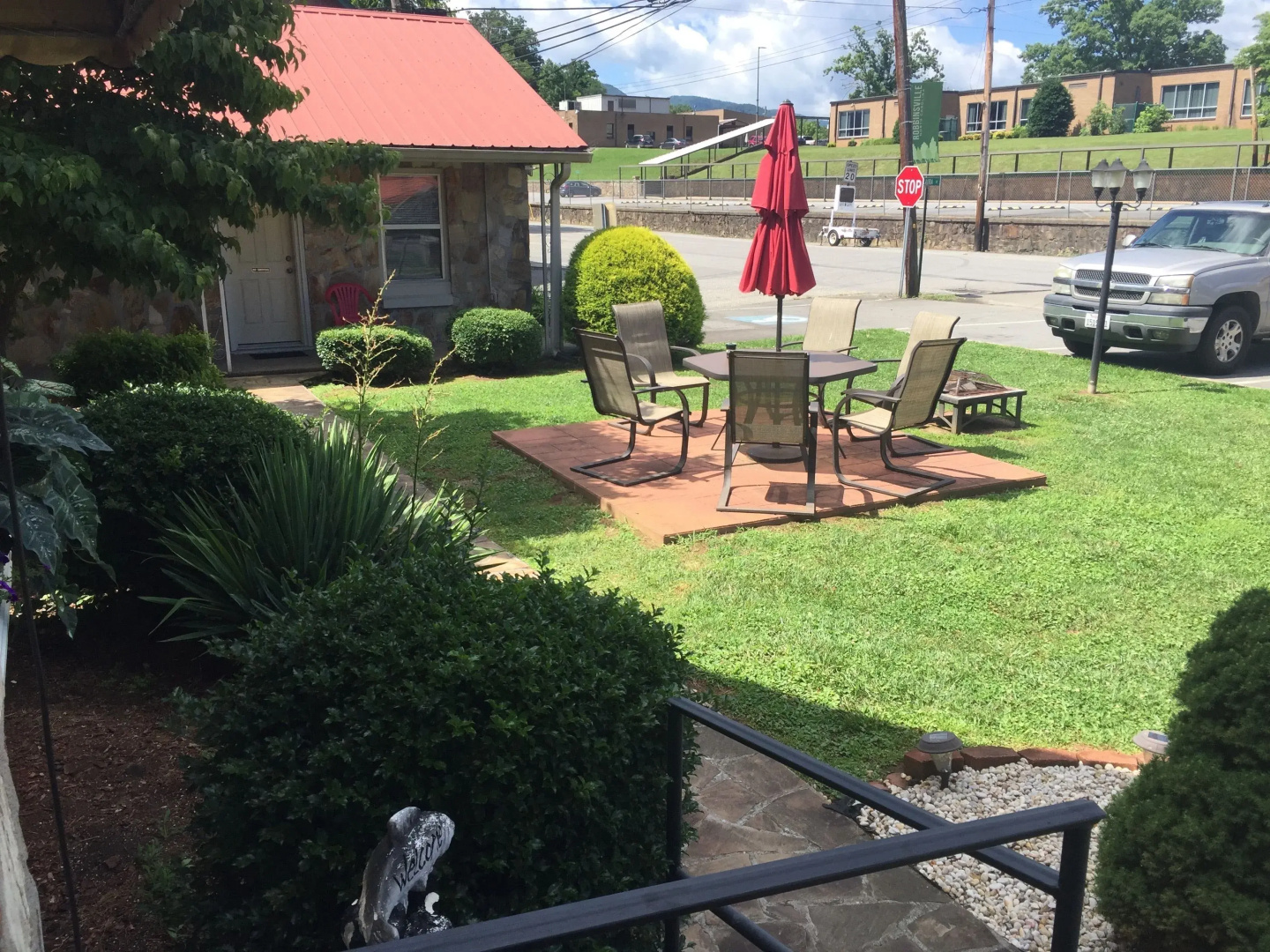 Phillips Historic Motel & Cottages