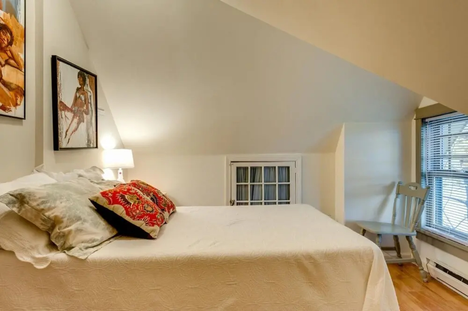 Aldine 4a 4 Bedroom Condo by Redawning