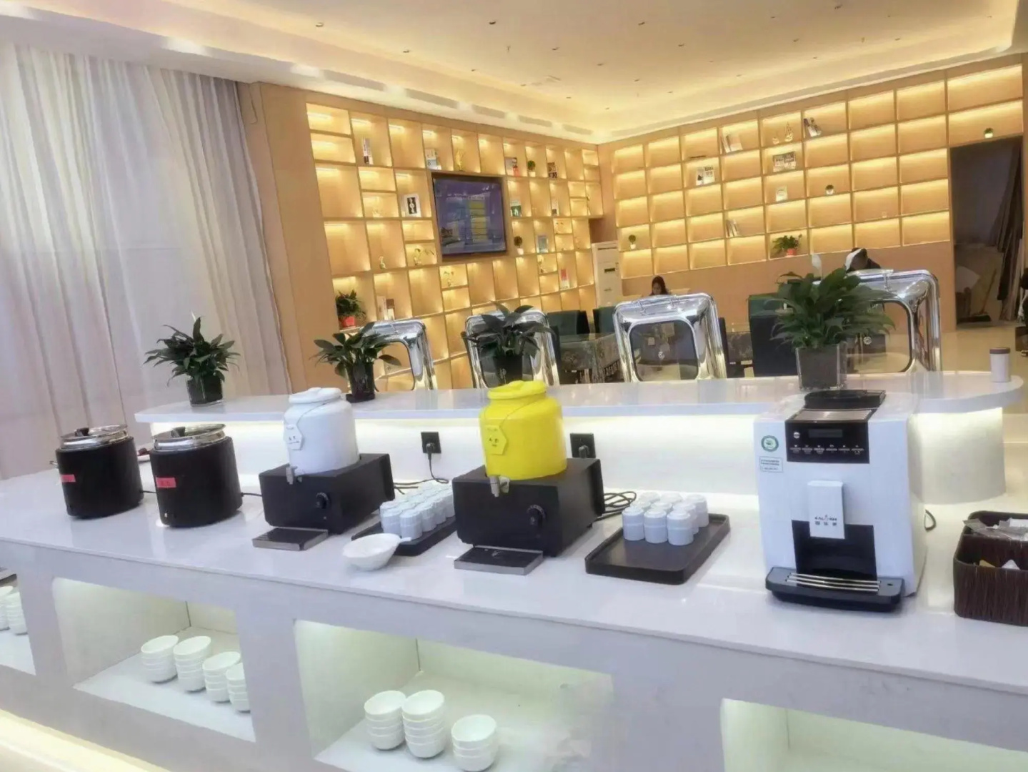 Wanjia Business Hotel (Zaozhuang Maoyuan)