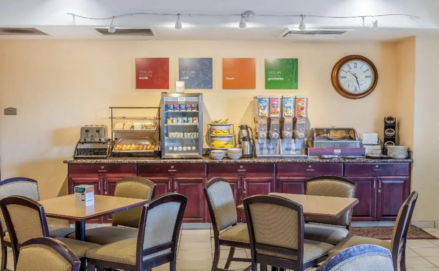 Comfort Inn & Suites Airport