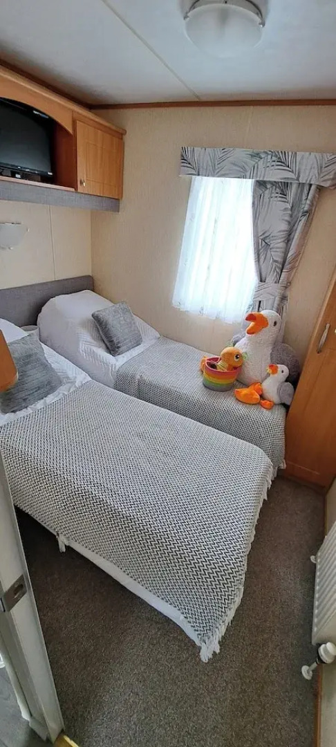 Seaside Caravan Goldensands Kinmel Bay-sleep 6