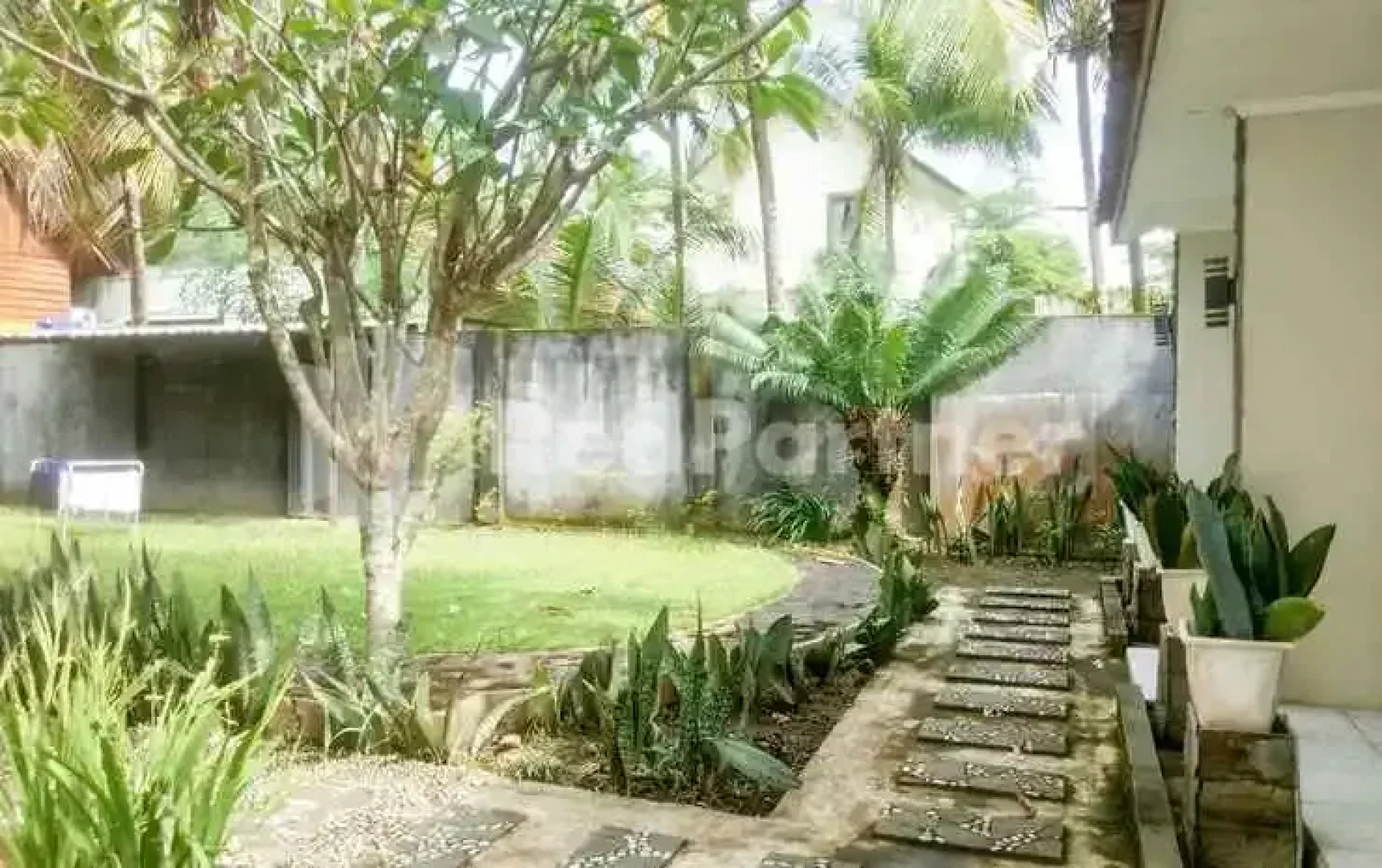 The SO Hotel Mitra RedDoorz