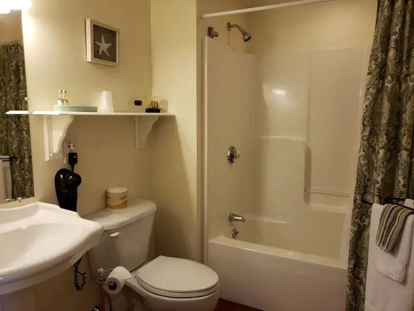 The Elmere House Bed & Breakfast