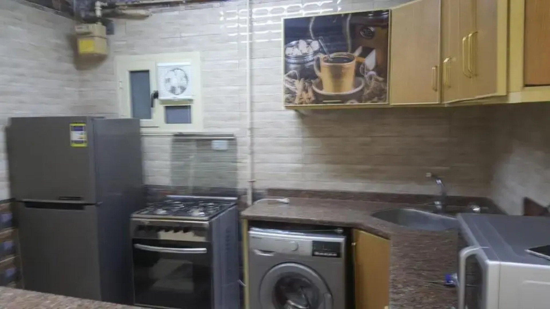 City squer apartment sea view