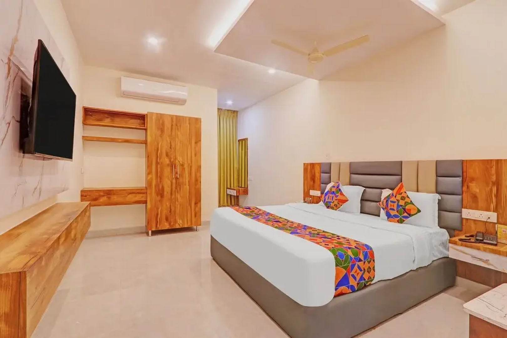Fabhotel arjun residency - Near Kazipet junction railway station