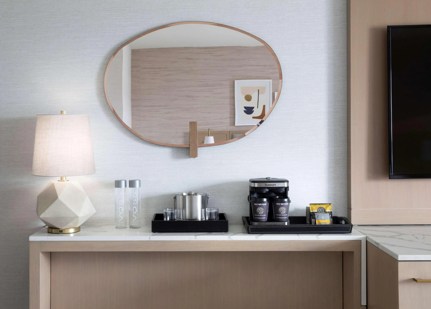 Hilton Santa Monica Hotel & Suites