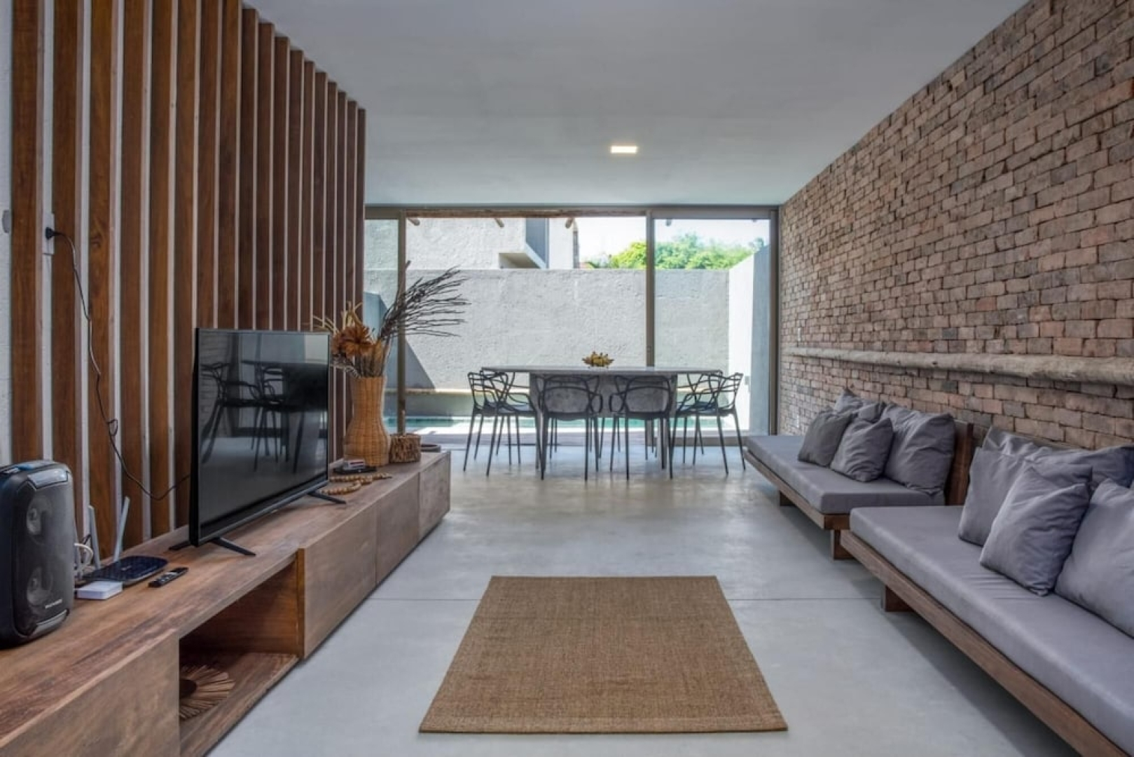 Bel Ssima Casa c Piscina Privativa 5min da Praia