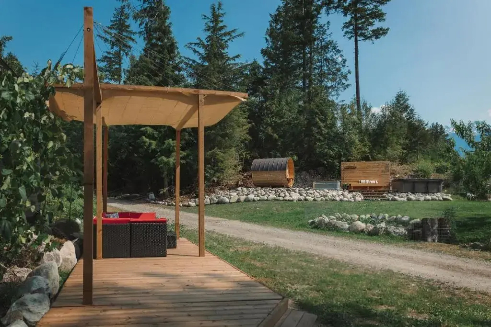 The Cabin at Sweetwater Lane Farm