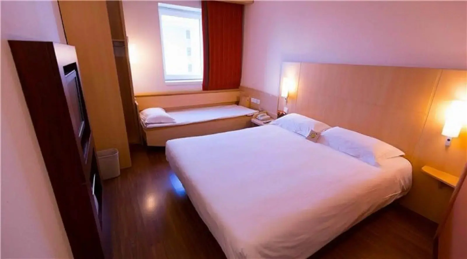 Hotel Ibis Dalian Sanba