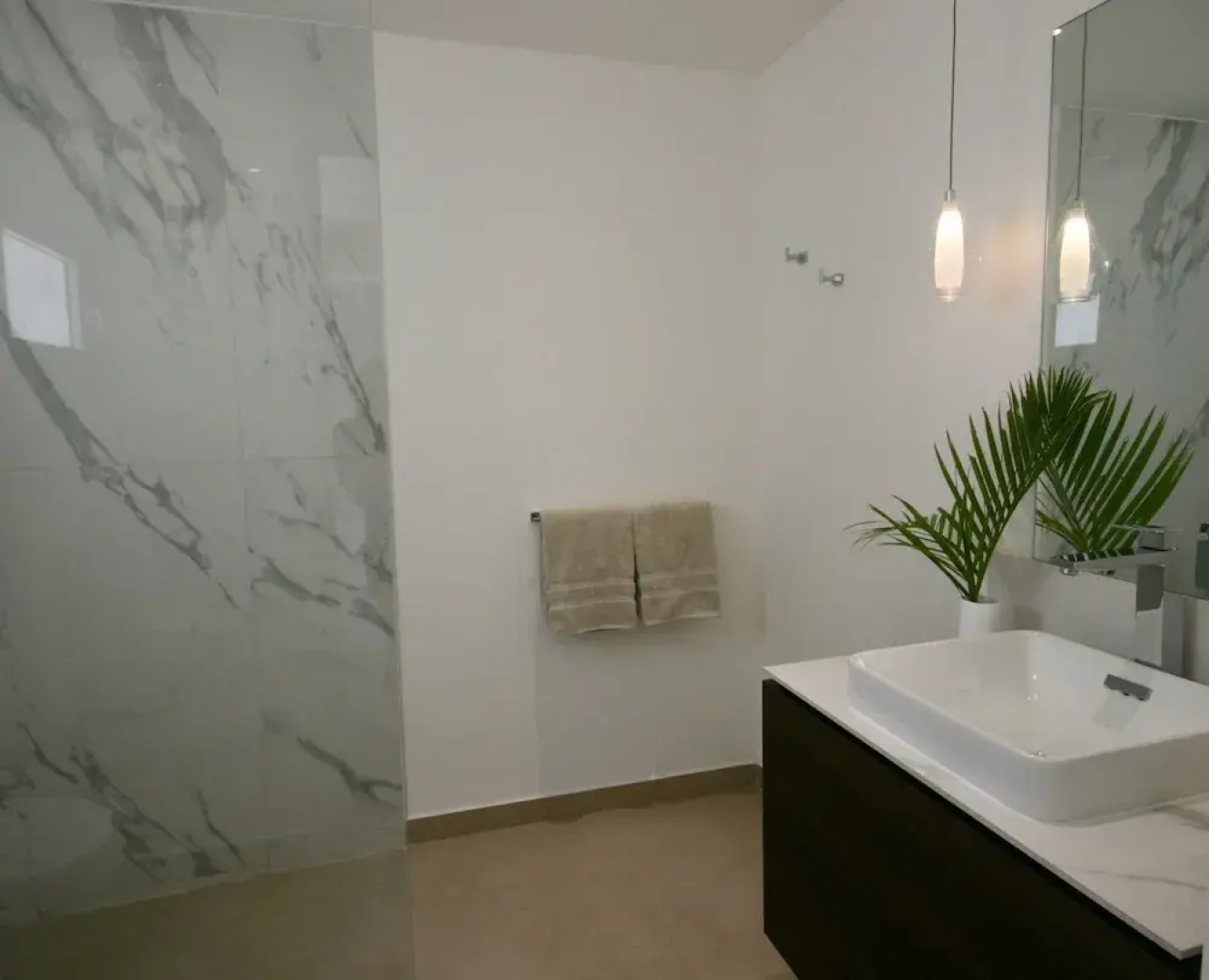 Villa Aqua by Island Properties Online