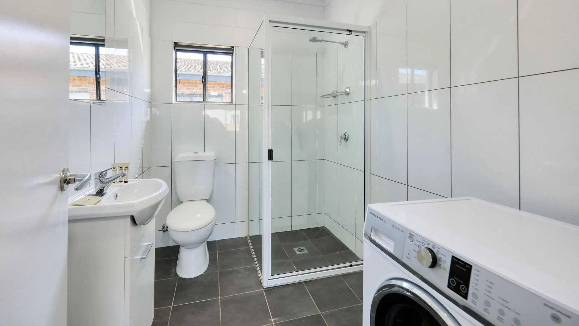 Castlereagh Lodge Motel