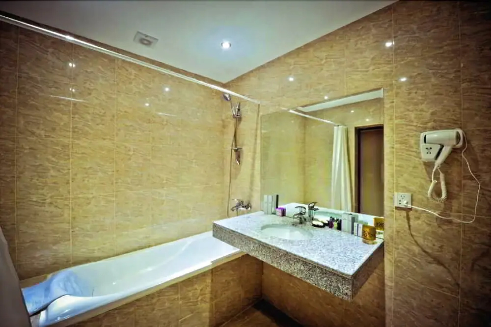 Карван Палас