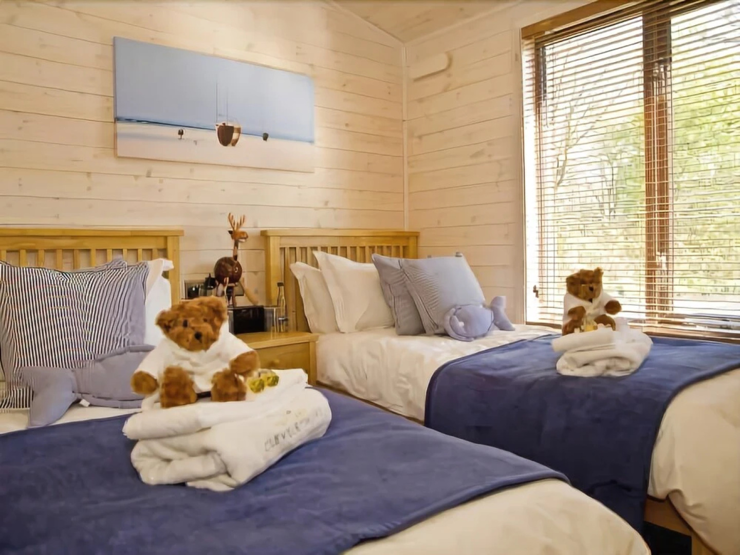 Cleveley Mere Luxury Waterside Lodges