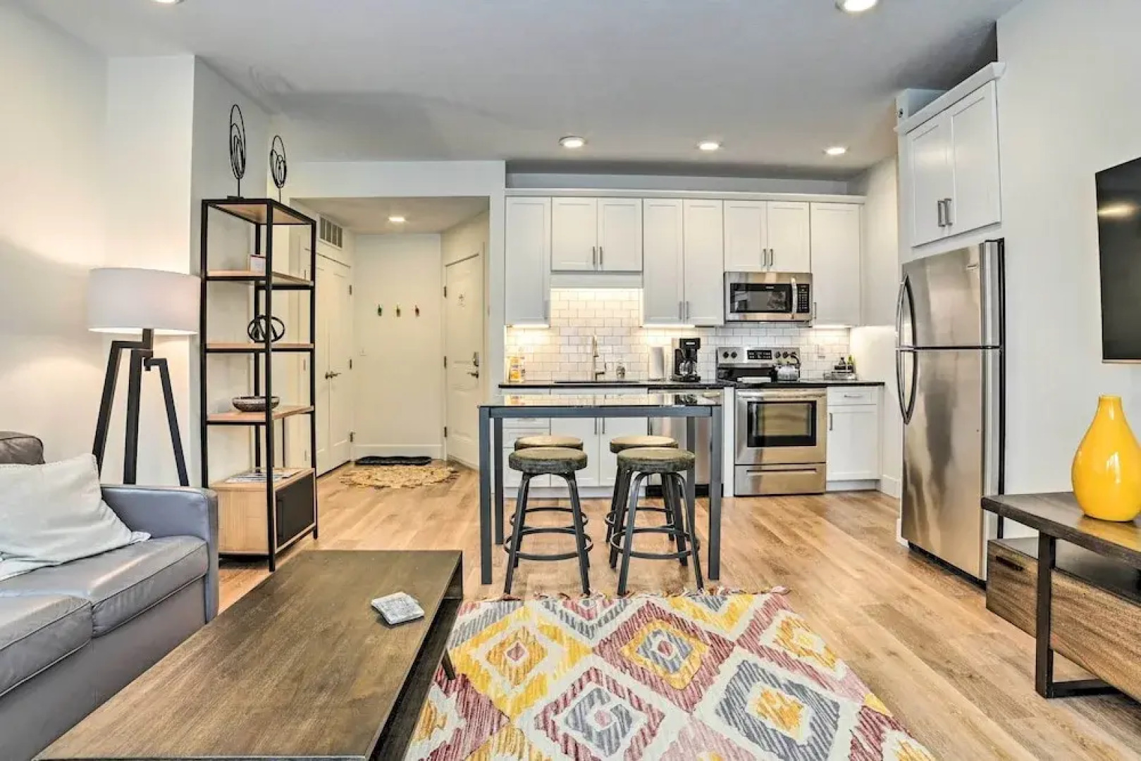 Traverse City Condo: Half Mi to Front Street!