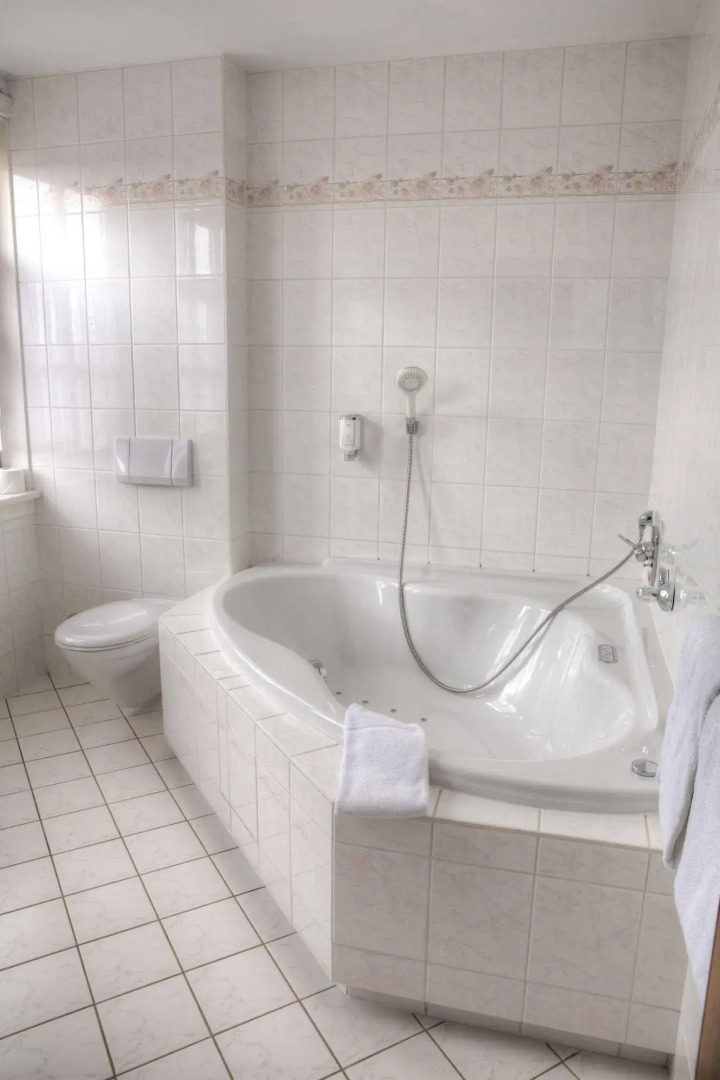 Burg Edelhof Hotel-Restaurant