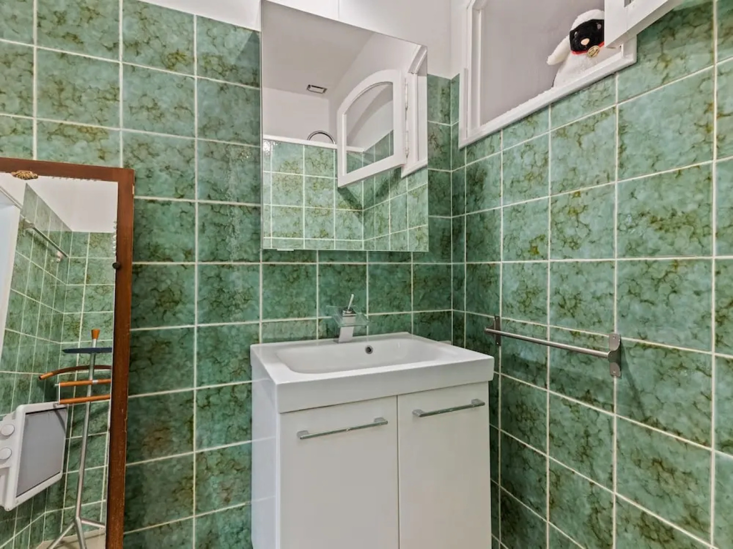 Unparalleled Combination of Nature and Water in This House on the Côte Bleue