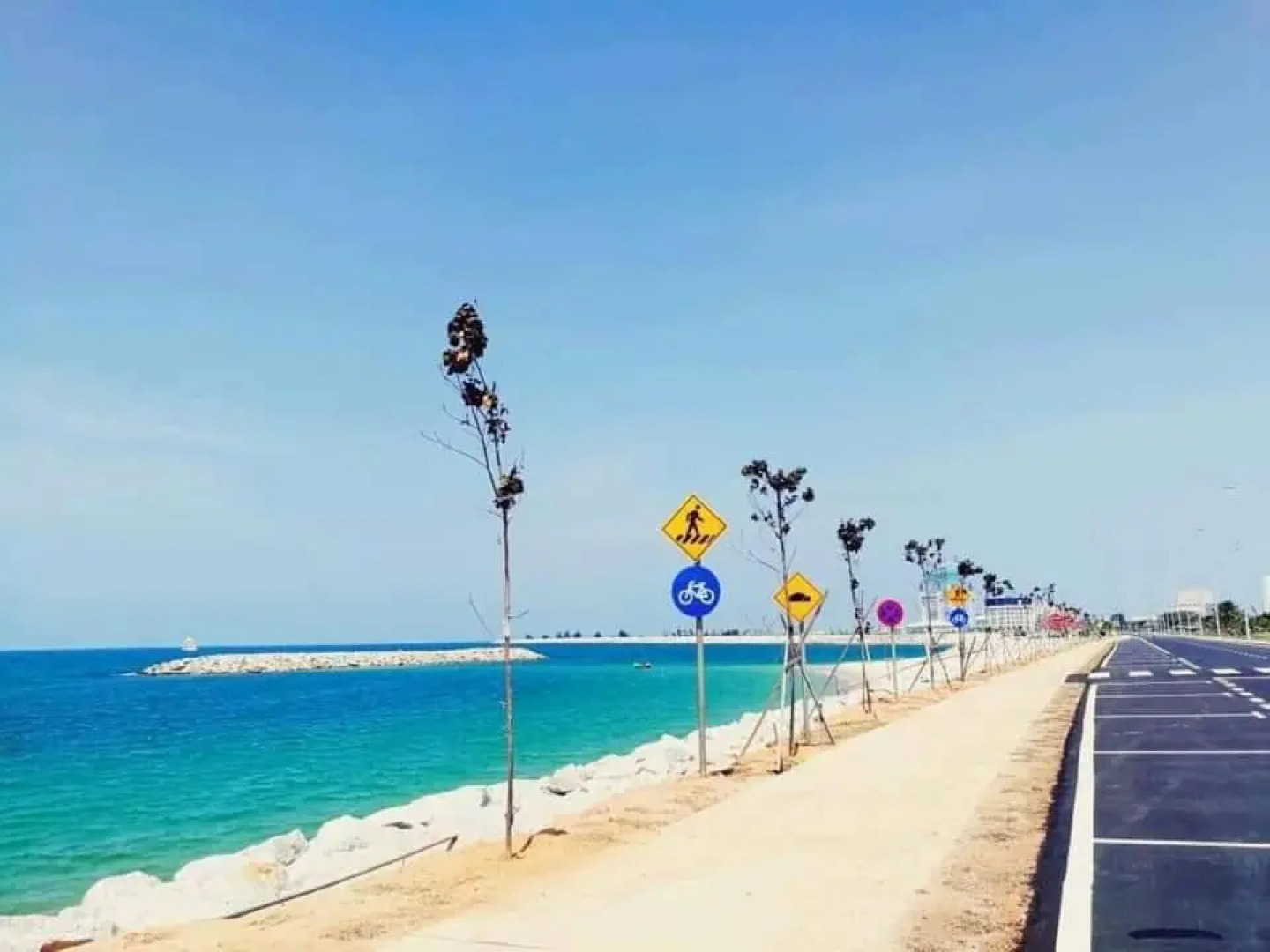 AVA Homestay Kuala Terengganu Pantai Drawbridge