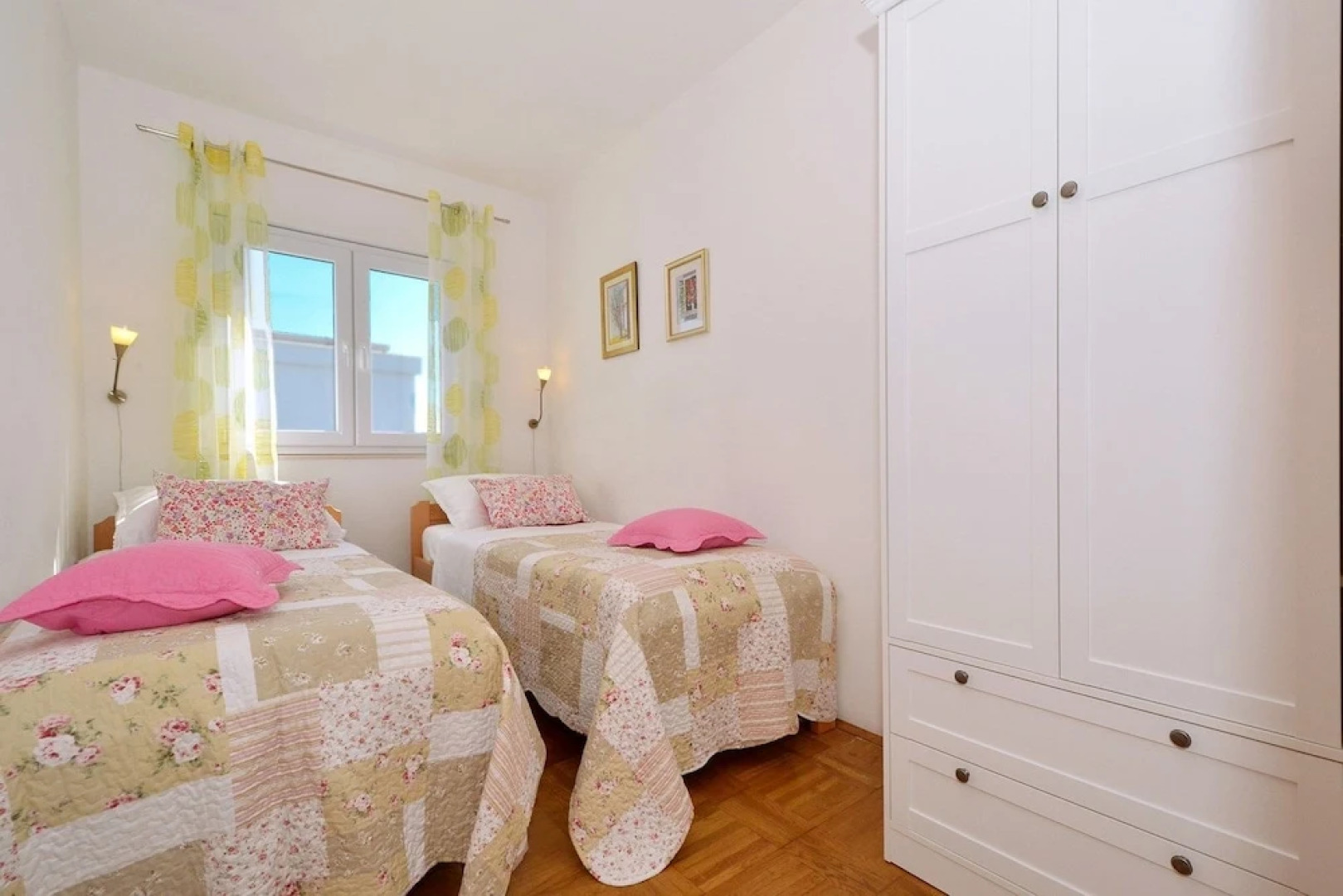 Apartments Vlah / Three Bedrooms A1