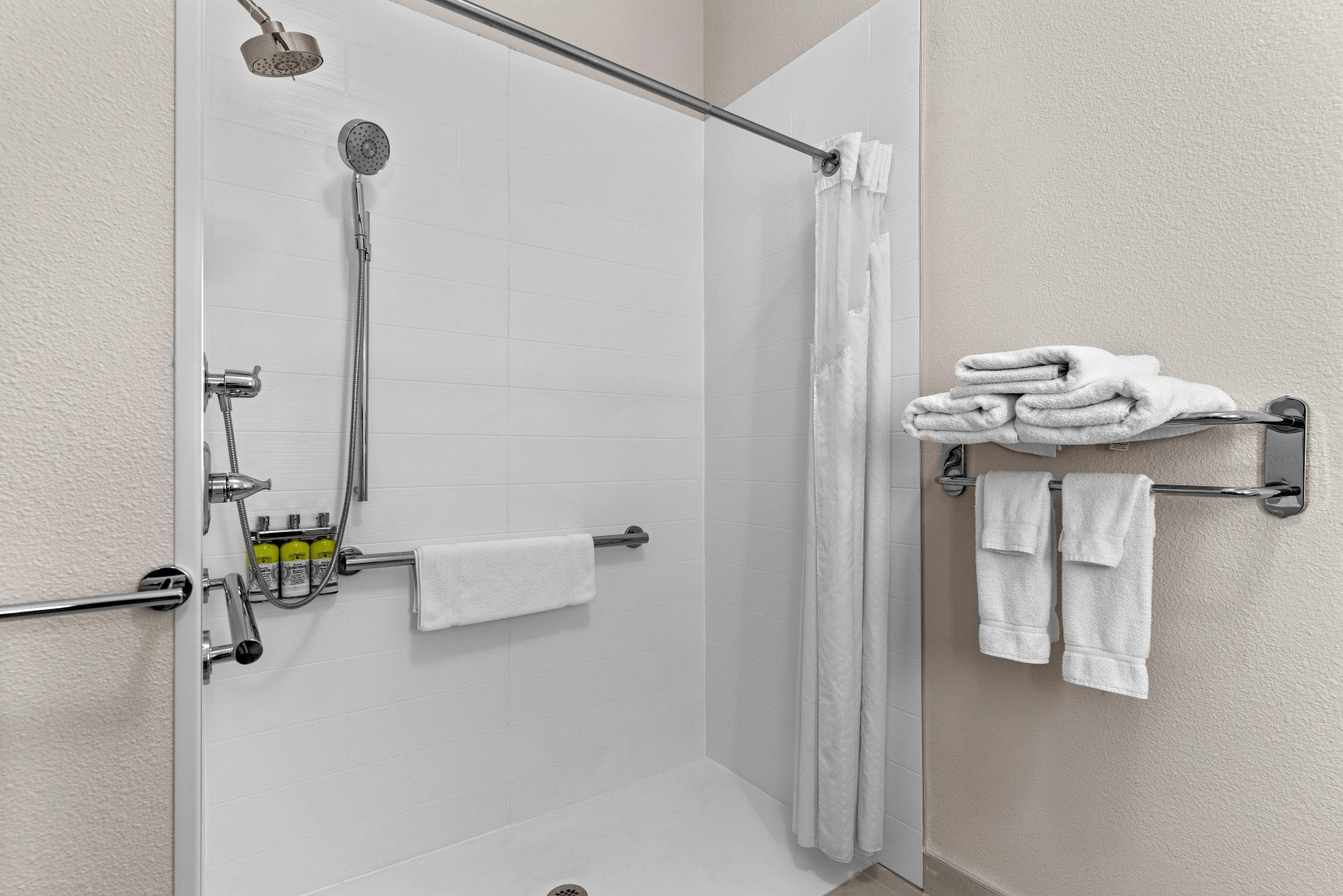 Holiday Inn Express Suites Van Buren-Ft Smith Area by IHG