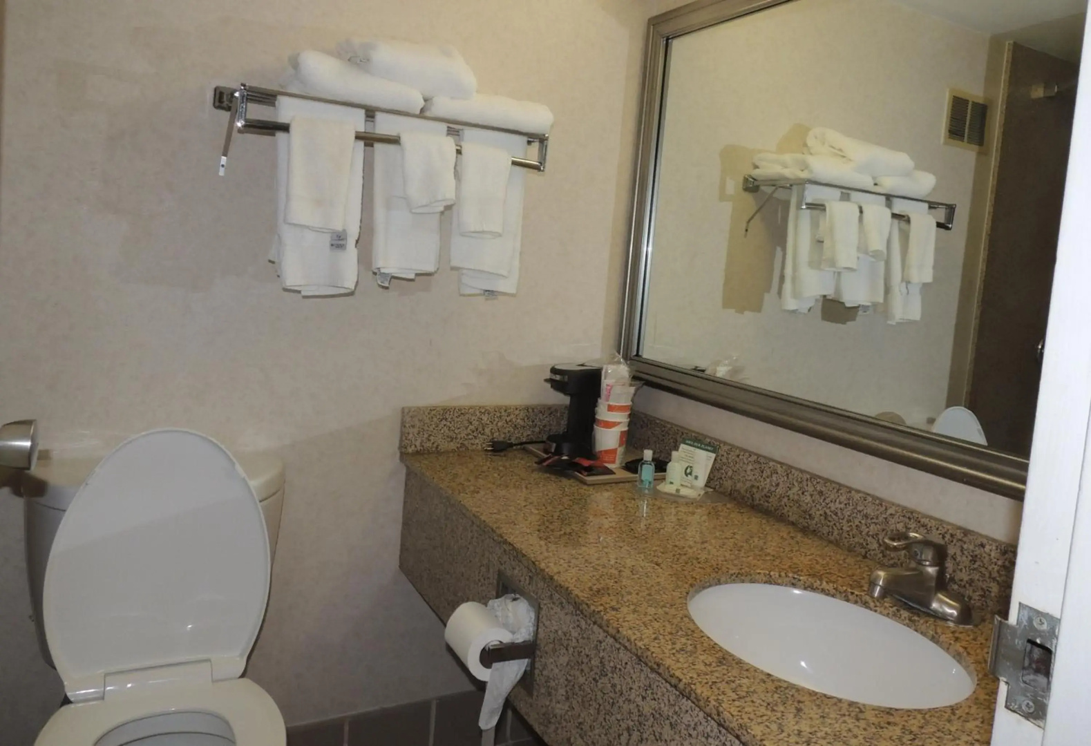 Quality Inn & Suites Syracuse Fairgrounds
