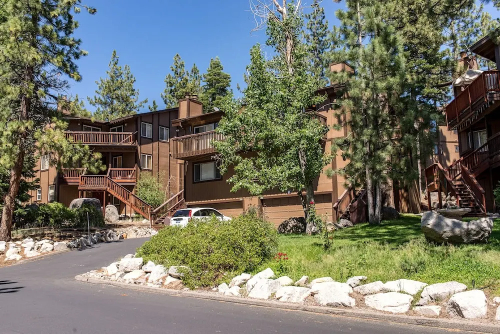 Lake Village Townhouse 78