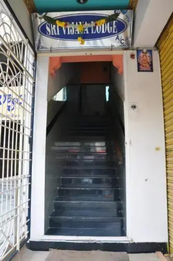 Sri Vijaya Residency A/C