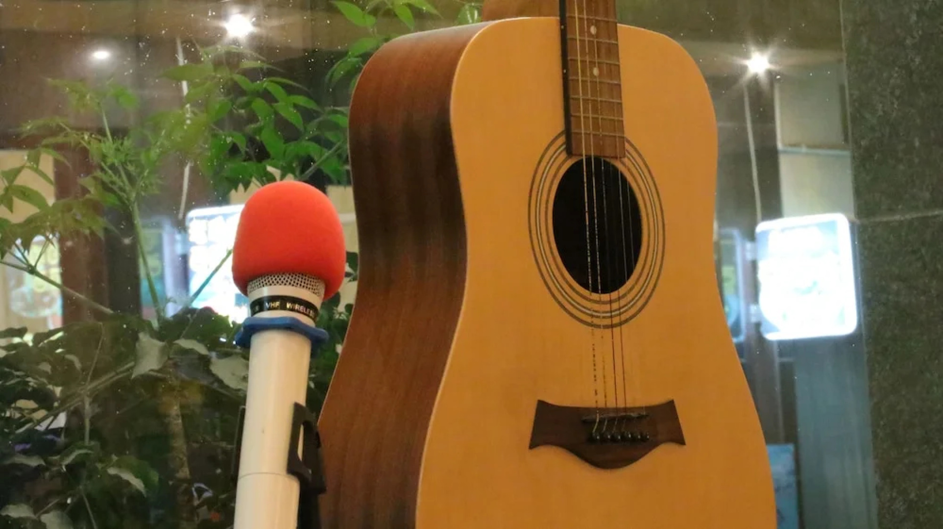 Mount Emei Moon Bay Hotel