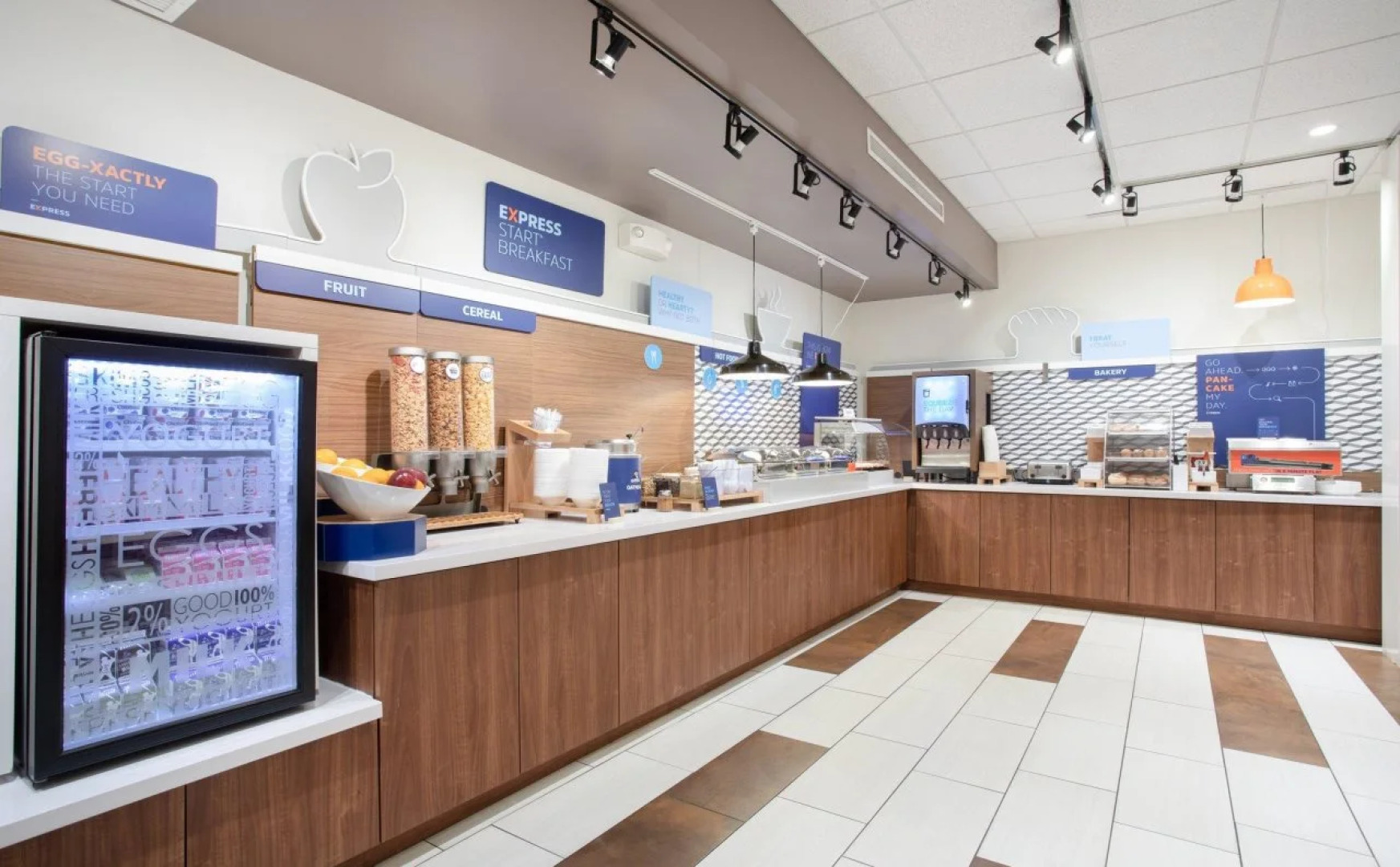 Holiday Inn Express & Suites Manhattan by IHG