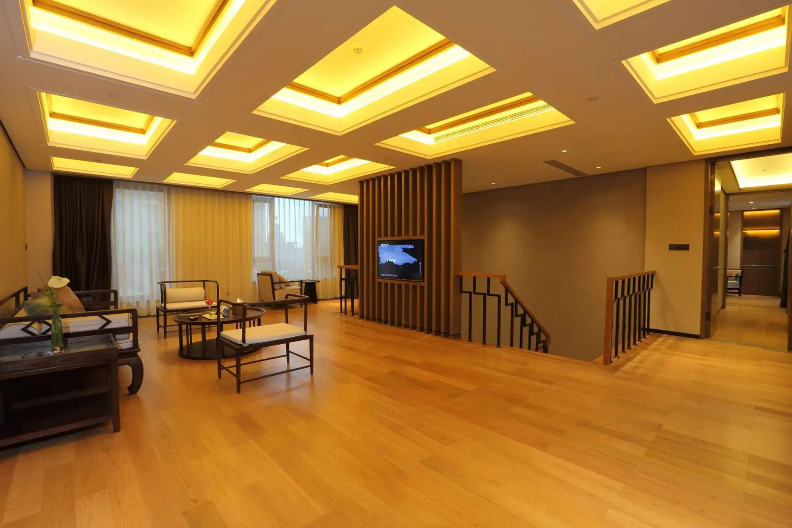 S & N International Hotel Linhai