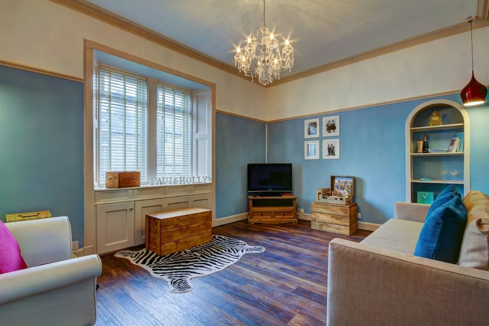 Tiffany's - Donnini Apartments