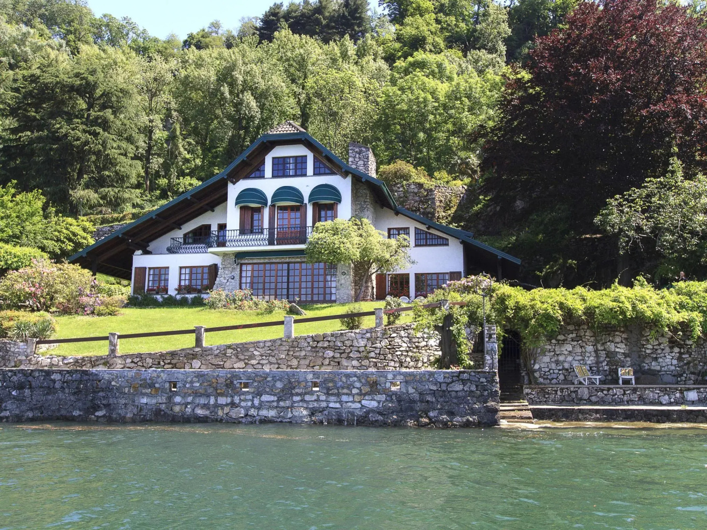 Villa Cinderella 7 CAMERE 13 PAX