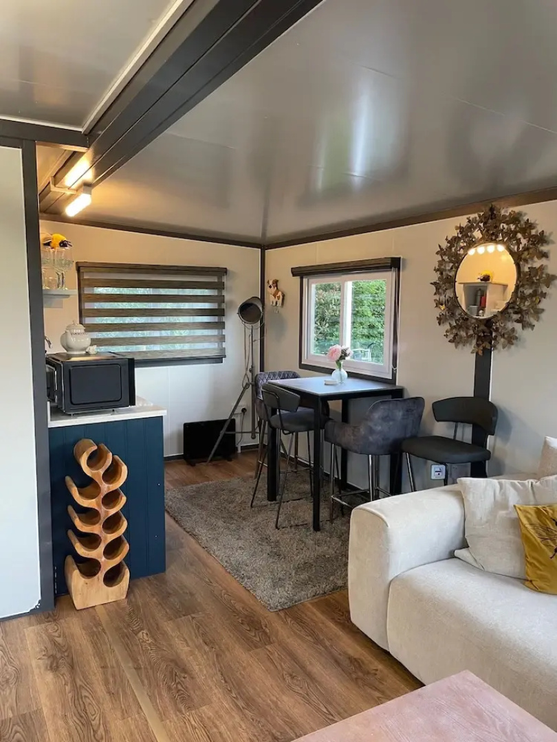 Birch Tree Lodge, Sleeps 4, Set in 3 Acres