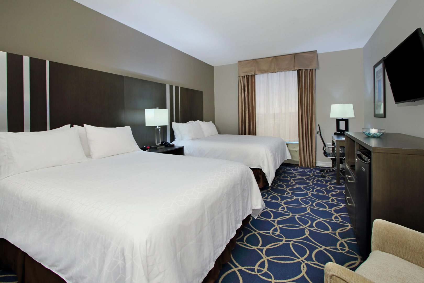 Holiday Inn Express & Suites Houston North - IAH Area by IHG