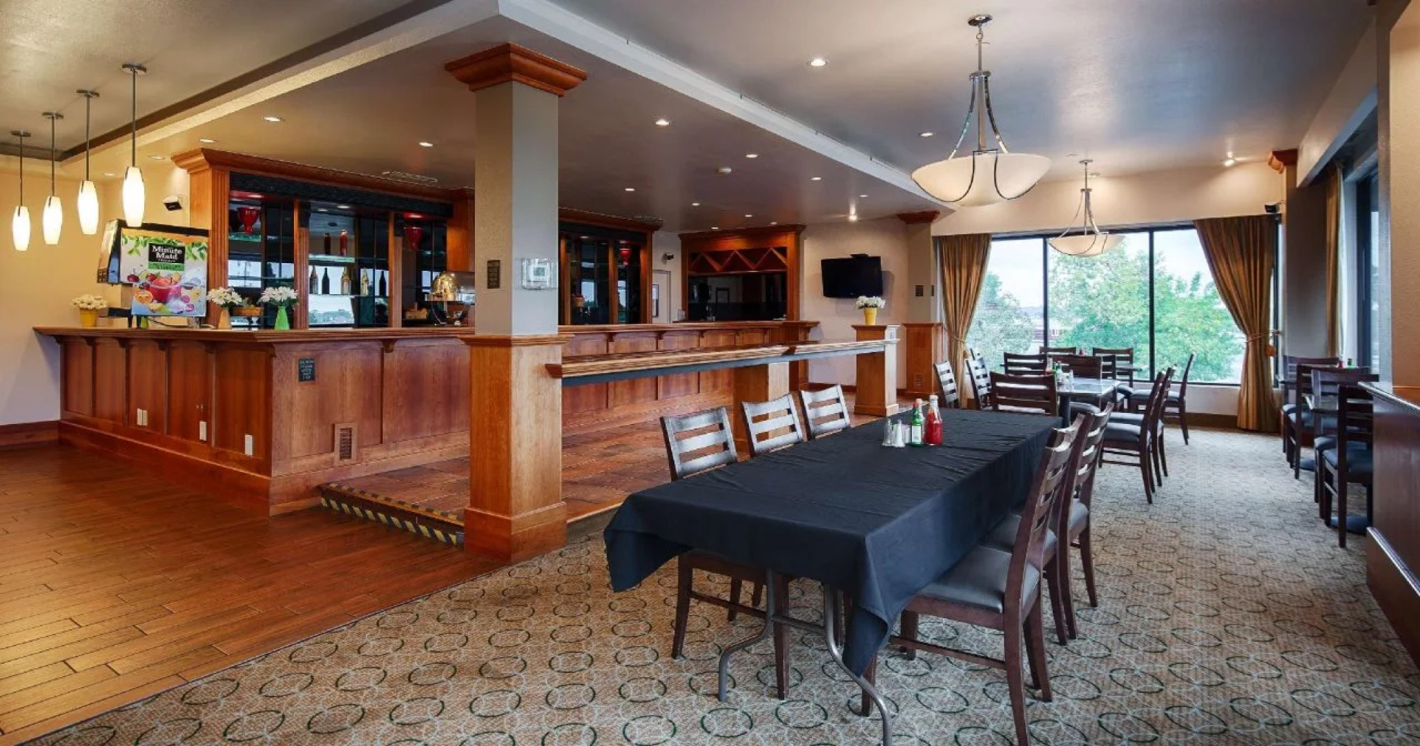 Best Western Plus Plaza Hotel