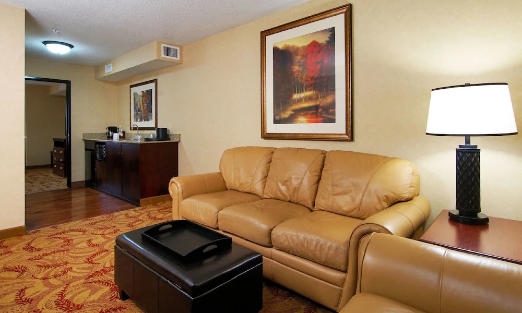 The Grand Hotel - Salem