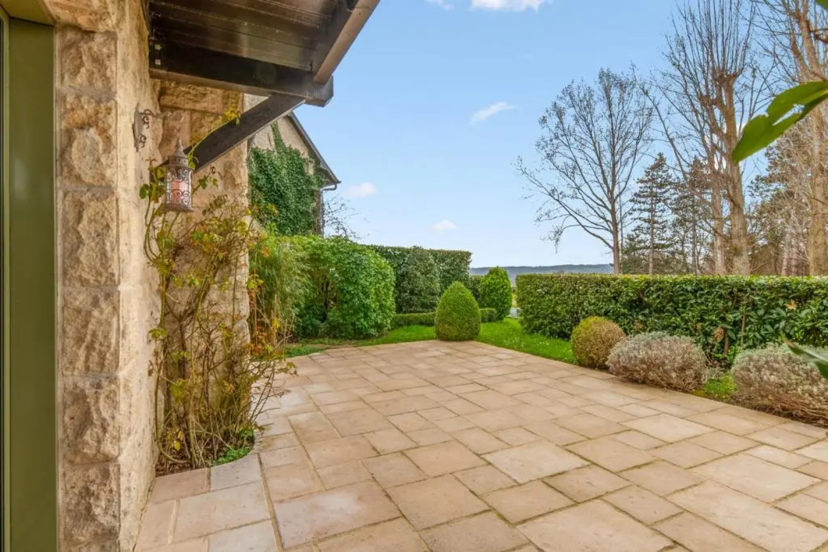 Nice flat in a beautiful estate 15 min by walk from Deauville - Welkeys