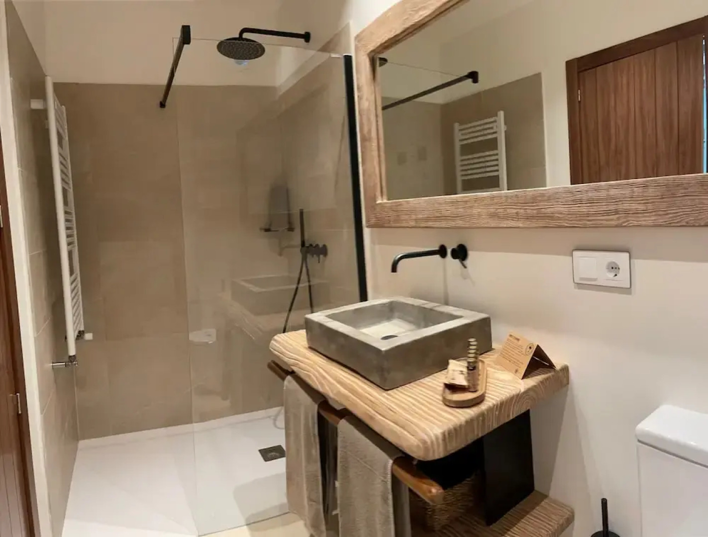 Hotel Santa Llucia Rupit