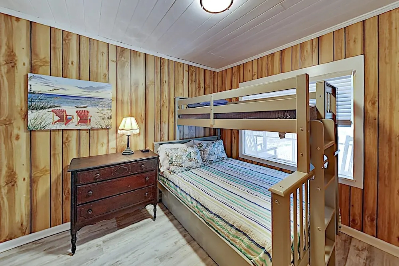 612sunny 2 Bedroom Home