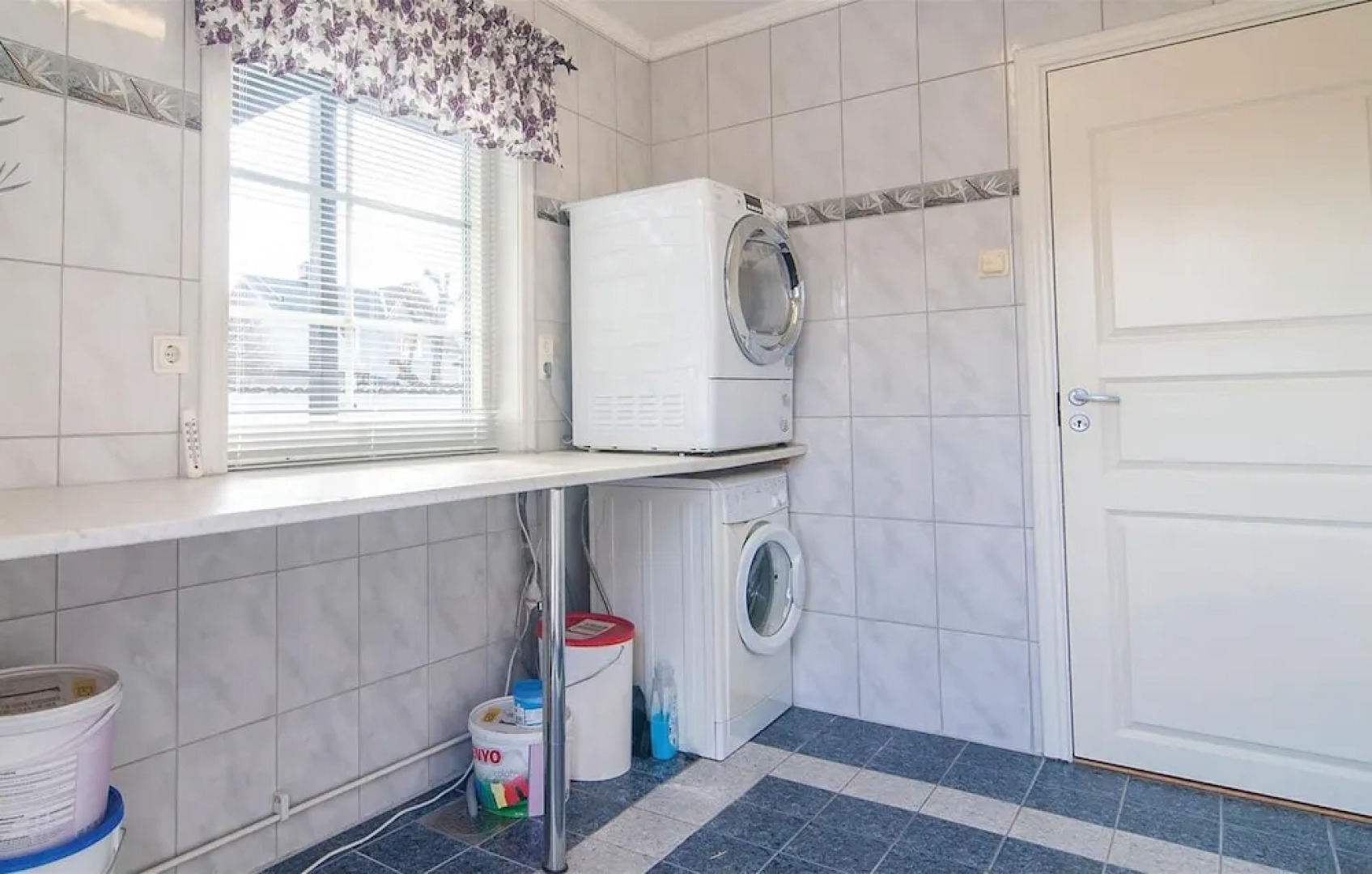 Stunning Apartment in Klintehamn With Wifi