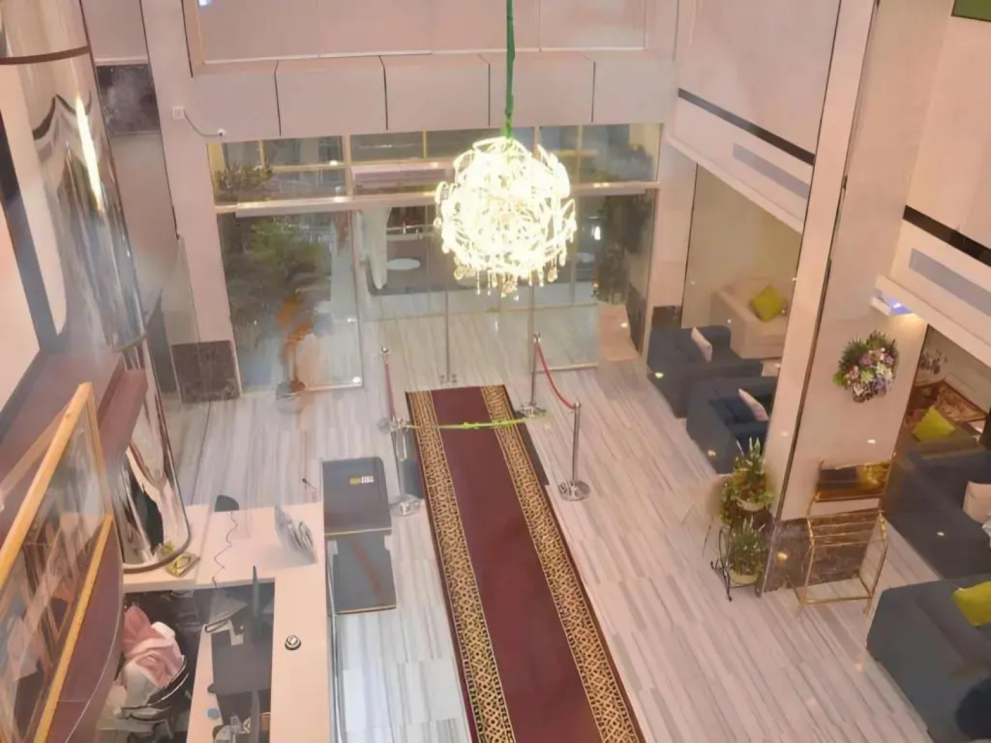 Golden Armada Hotel