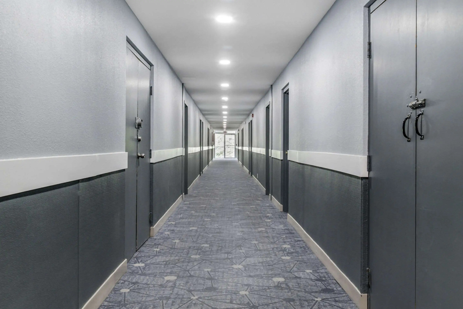 Quality Inn and Suites Livonia