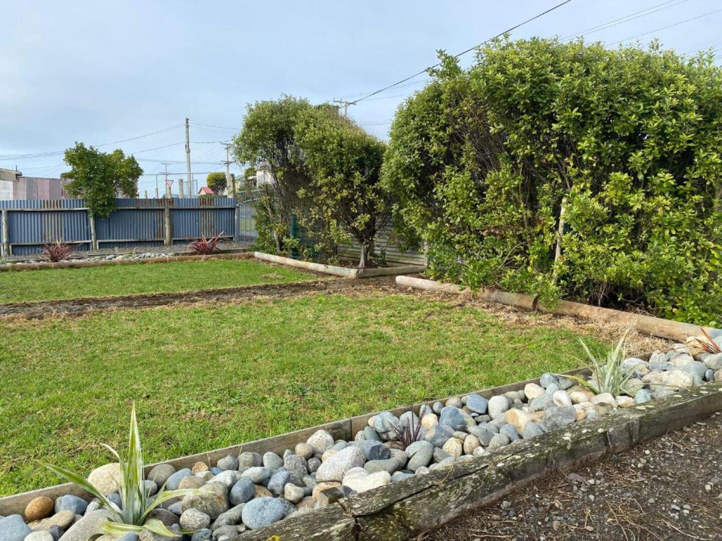 Motupōhue Base Holiday Home - 2 bedroom House