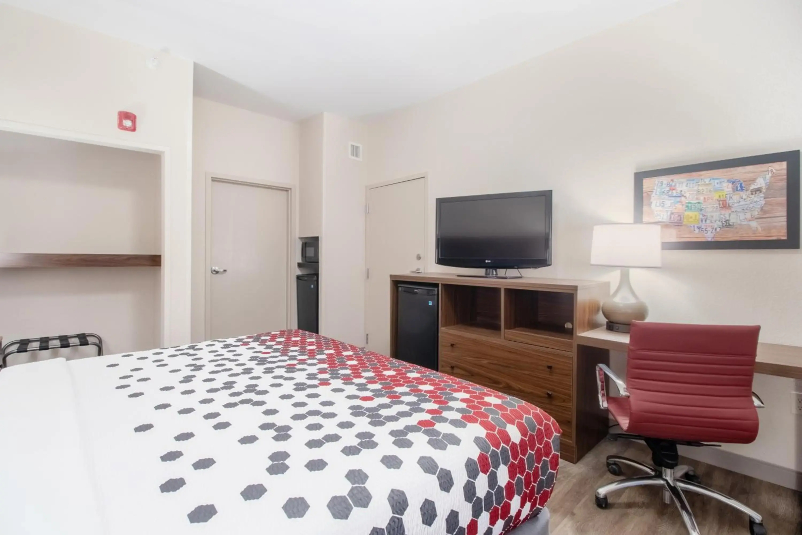 Econo Lodge Inn & Suites Foley - North Gulf Shores