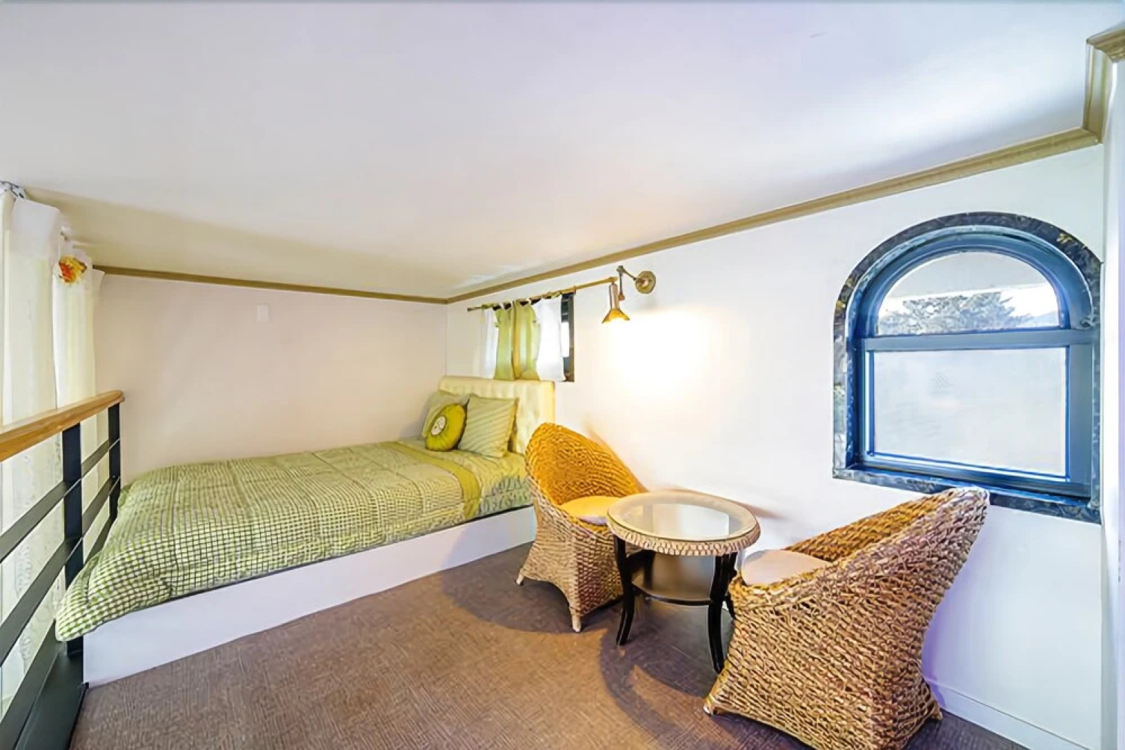 Tongyeong Honey Spa Pension