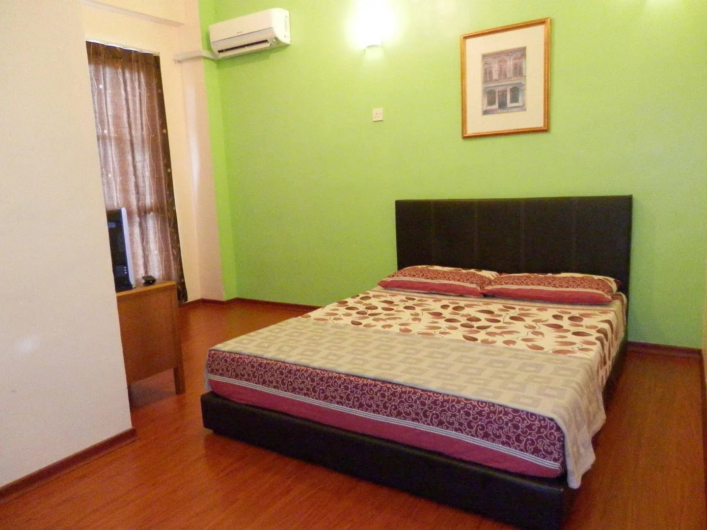 Travellers Planet Hotel & Guest House