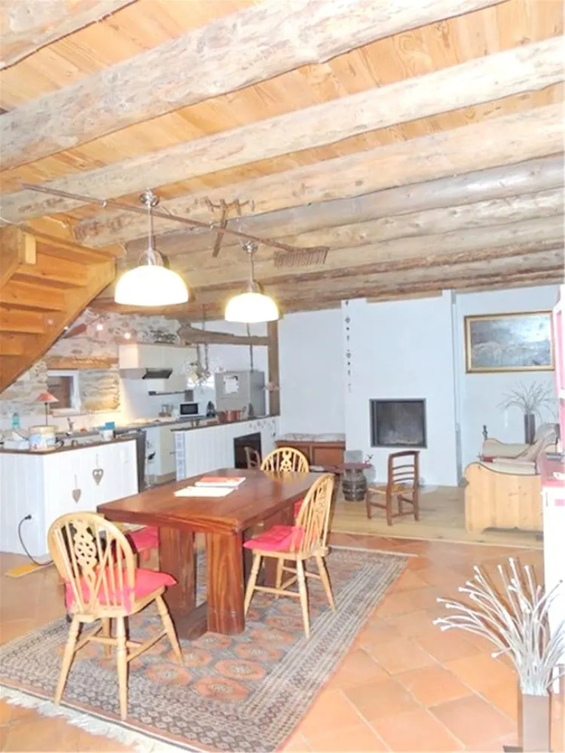 House With one Bedroom in Mont, With Furnished Terrace and Wifi - 3 km