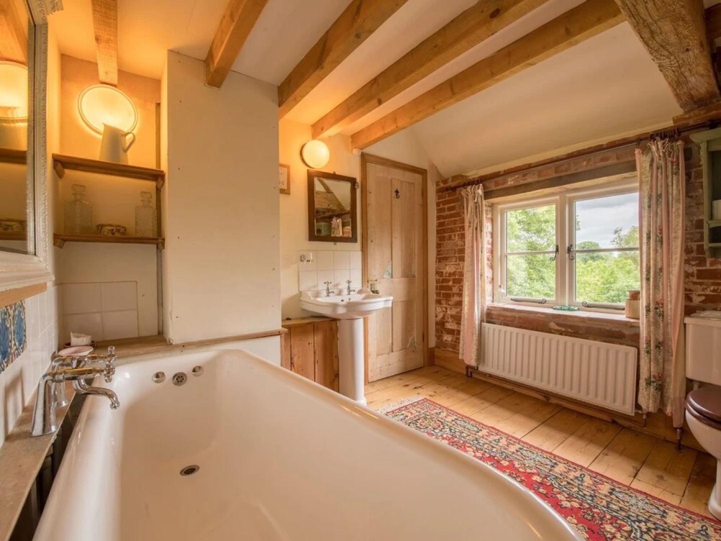 Rustic holiday home in Reepham with Garden