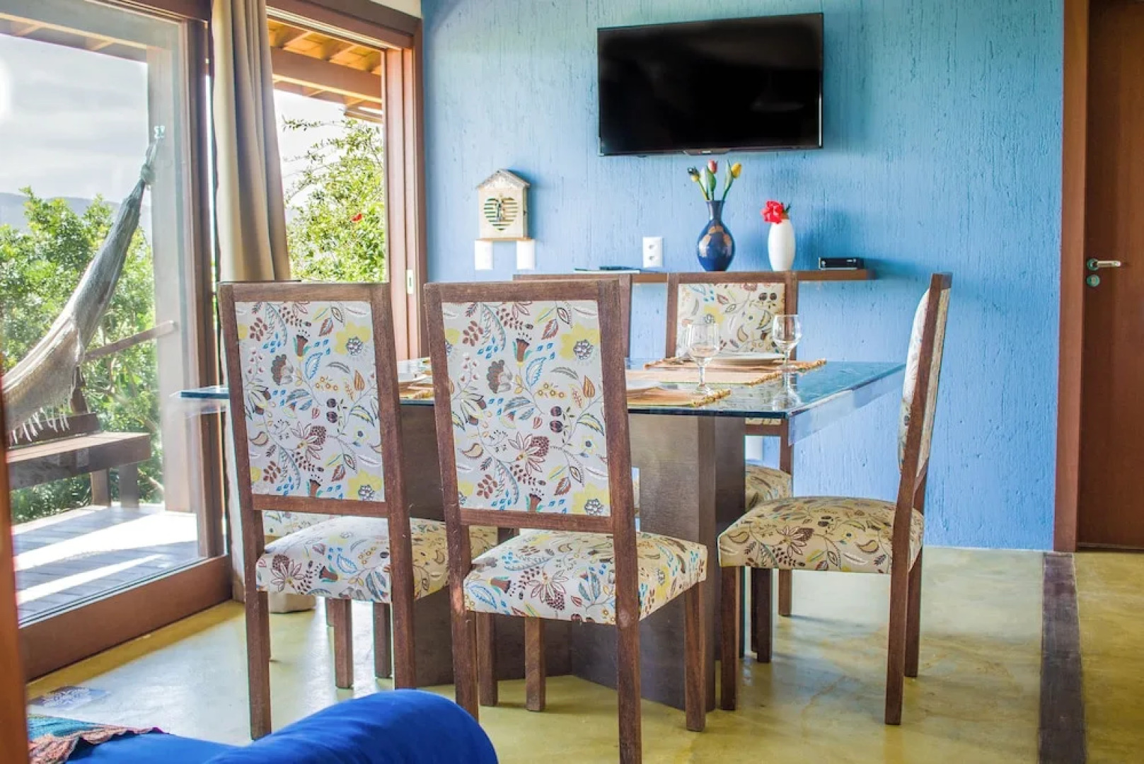 Casa com piscina e incrível vista