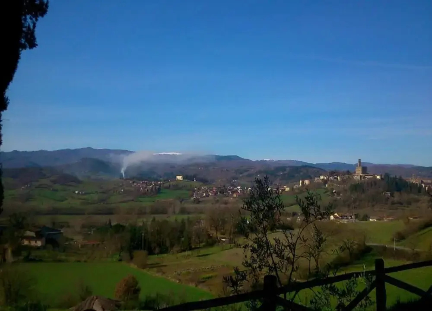 Farmhouse in Tuscany With Pool & Valley Views