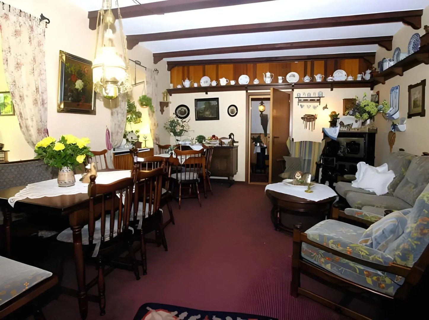 Alte Weinstuben Steinfelder Hof